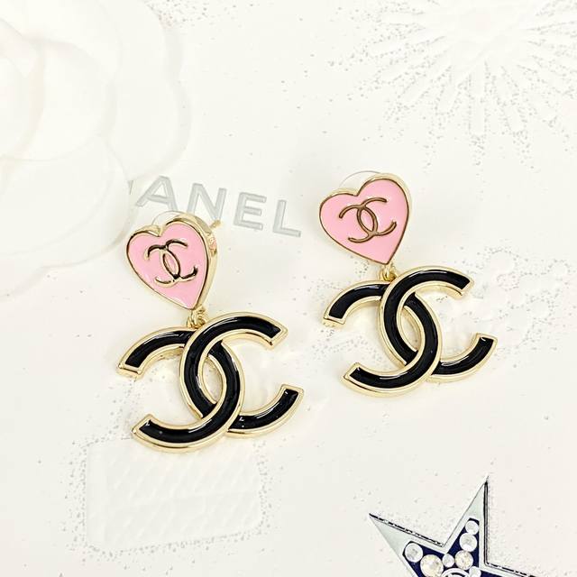 Chanel's hot-selling earrings are now available! Chanel 24 black and pink doubl