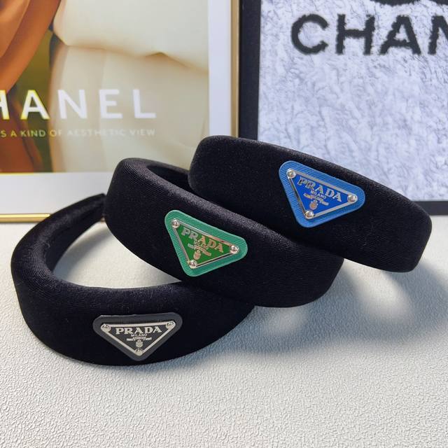 prada Prada Prada headband sponge velvet Gallic top triangle logo headband Europ