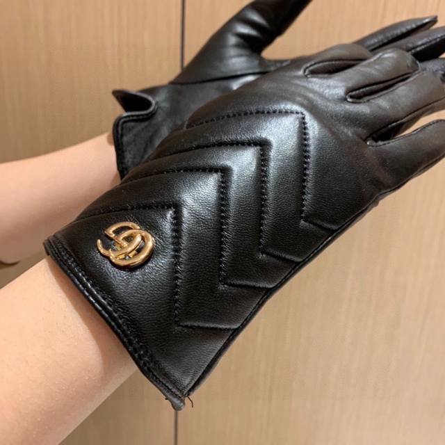 2025 new Gucci curve new exclusive first touch screen women's gloves Gucci Gucci