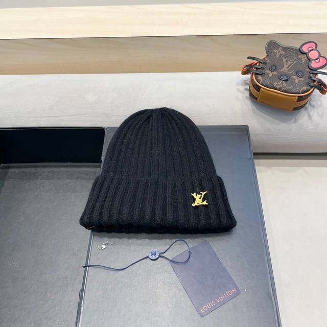 Lv wool knitted hatVery versatile, unisex, dear friends can see the details, bre
