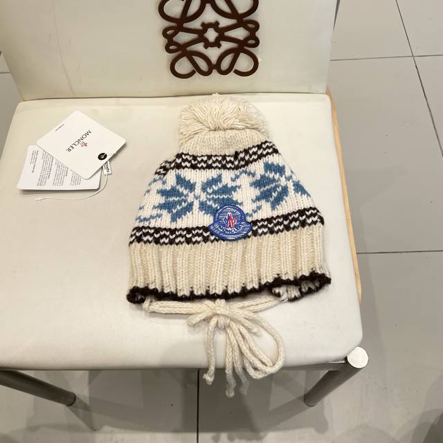 Moncler retro jacquard warm knitted hat for women 2025 autumn and winter casual