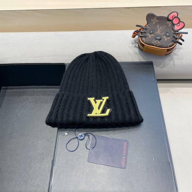 Lv Louis Vuitton autumn and winter men's and women's counter style knitted wool