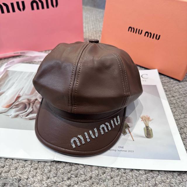 Miumiu Miu Miu new beret for women in autumn and winter, all-match for hot girls