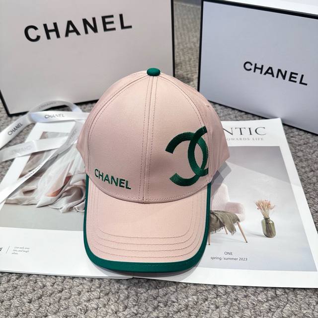 Chanel's new simple embroidered logo baseball cap, new arrival, big brand style,