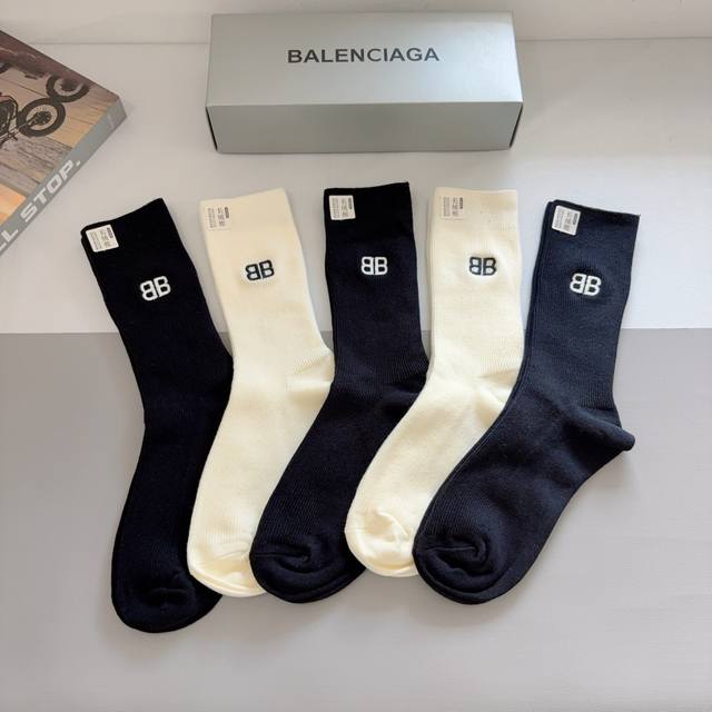 Comes with packaging, a box of 5 pairs of Balenciaga high-end double-needle lon
