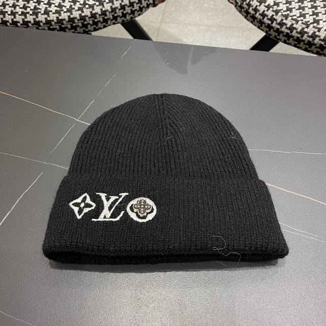 New Lv Louis Vuitton new original single wool hat embroidery craft hot style