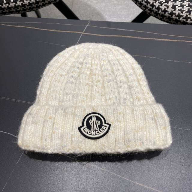 Moncler simple solid color curled hem twist shape cold-proof warm knitted hat fo