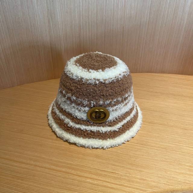 Gucci Gucci color matching fisherman hat autumn and winter new style women's fac