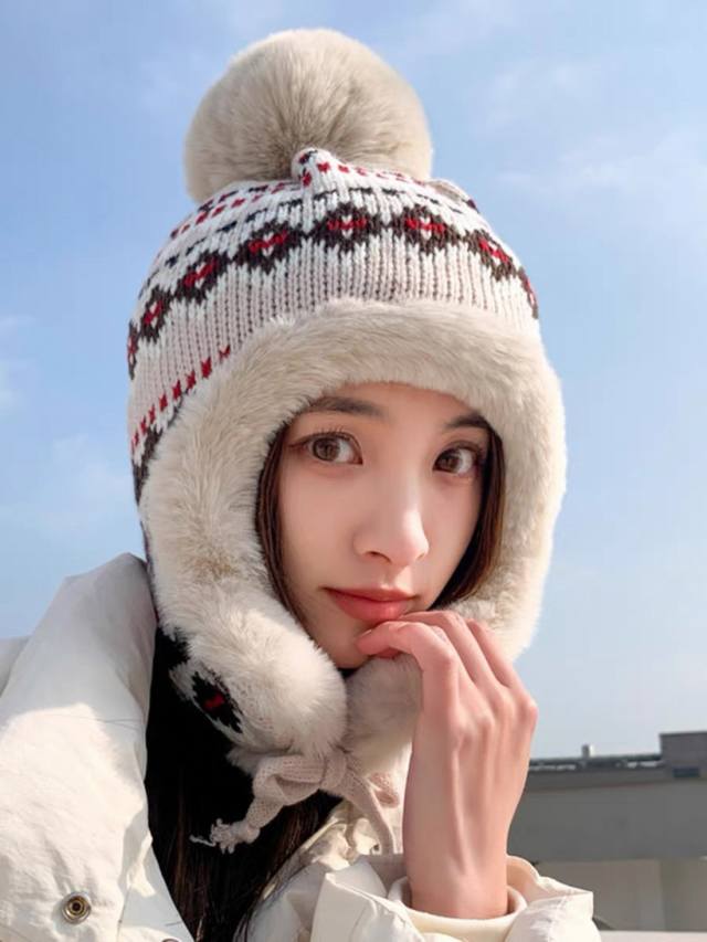 Lv Louis Vuitton fox ear hat plush earmuffs hat female winter celebrity warm hat