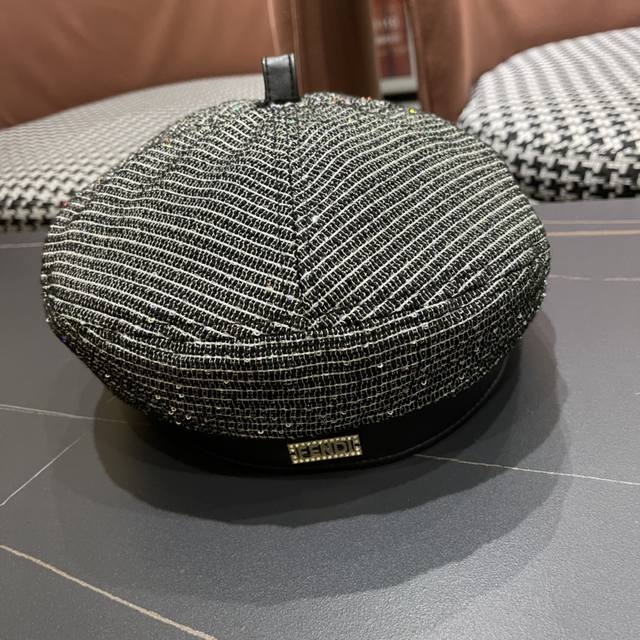 Fen Di Fendi fairy beret for women in autumn and winter, versatile and adjustabl