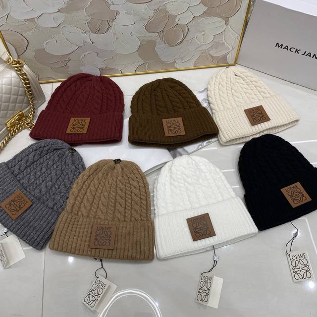 Loewe cashmere cable knit hat