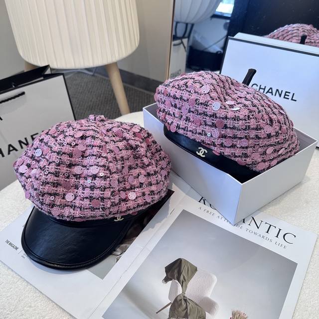 Chanel's new beret, with a simple and exquisite small logo, customized with high