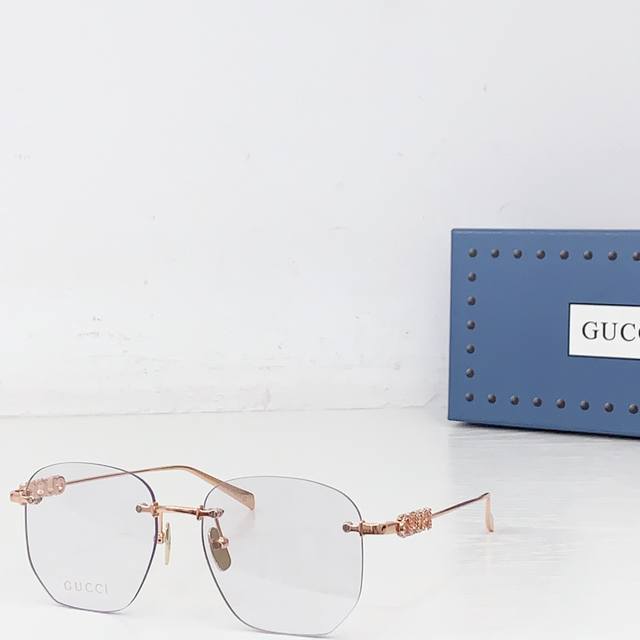 Gucc* Model: Gg1806O Size: 54 ports 17-145