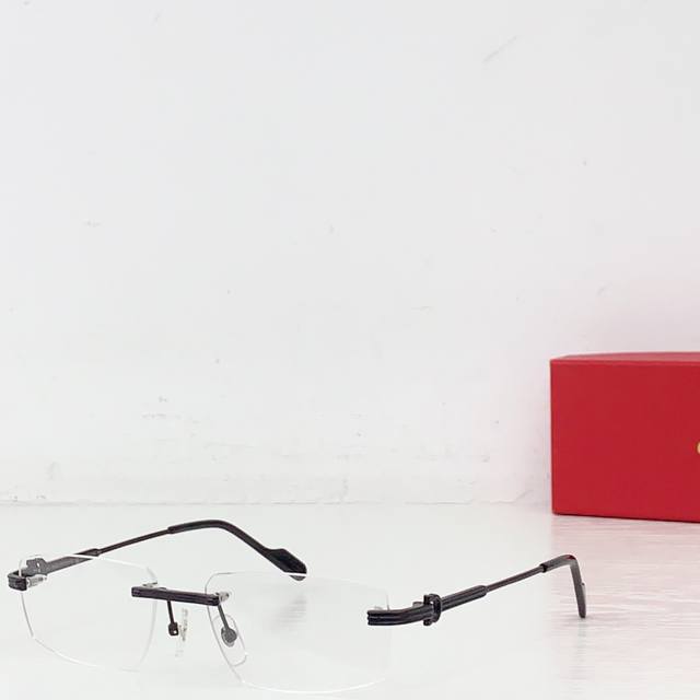 Cartie* Model: Ct0535S Size: 57 ports 17-145 Titaniun