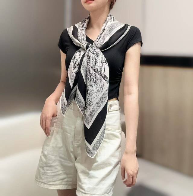 Dior Paris Map Gold Size 110*110 Double-sided Same Color Velvet Square ScarfSist