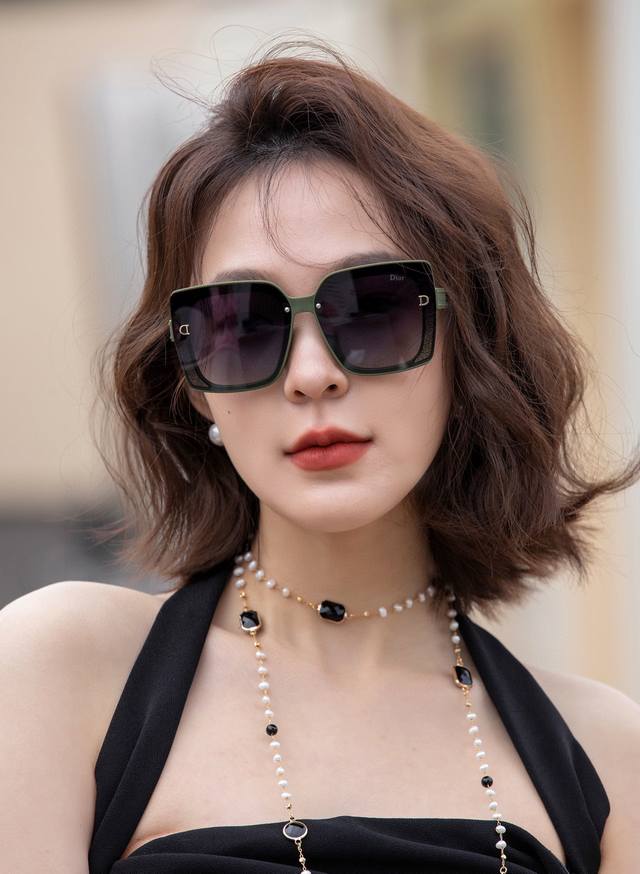 Dior-Dior 2025 Spring New Trend Hot Fashion Square Frame Polarized Sunglasses Hi