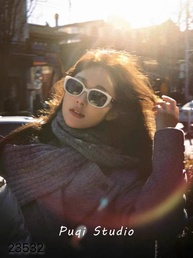 Louis Vuitto*2025 new European and American fashion sunglasses for women persona