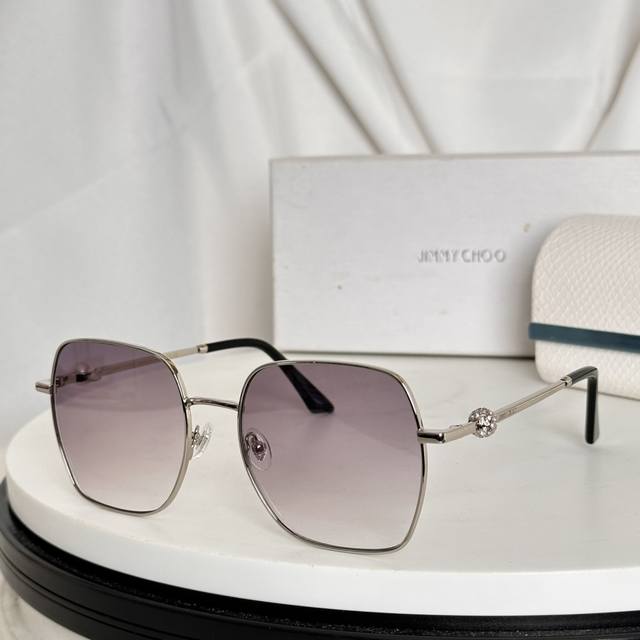 Jimmy Choomodel: Jc4008Hbsize: 57 ports 19-142