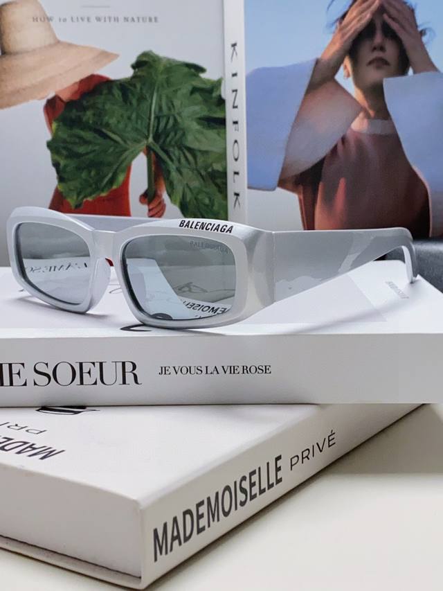 Balenciaga new sun sunglasses for spring and summer, versatile, fashionable, hig