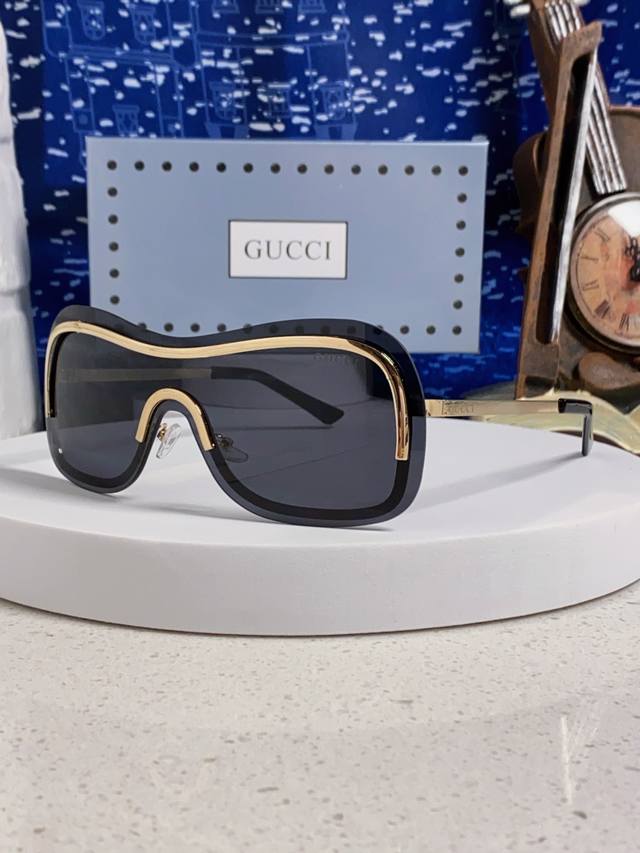 Gucci 2025 new cyberpunk future technology sense integrated mirror sunglasses fo