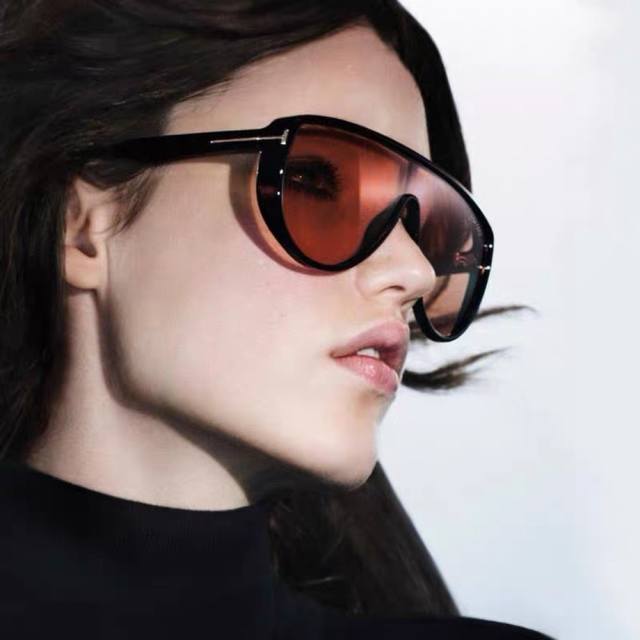 Tom For* new oval one-piece large frame sunglasses for women, fashionable, round