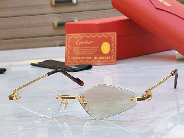 discoloration, Cartie* Cartier* new sunglasses, Ct0659S, Size: 56 17-143