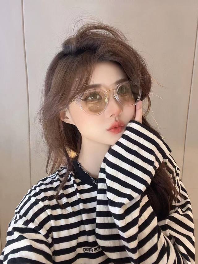 prad*Model : Spr17Ysize: 48-20-145