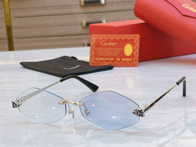 discoloration, Cartie* Cartier* new sunglasses, Ct0433S, Size: 52 20-140