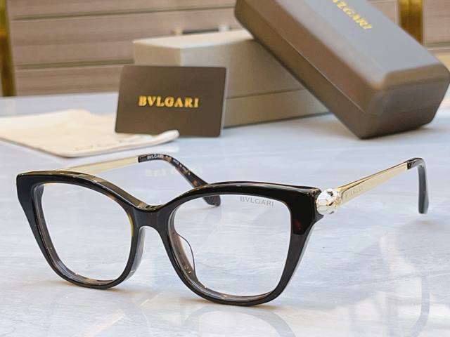 Bvlga* Bulgari new sunglasses, Model: Bv 50055I, Size: 51