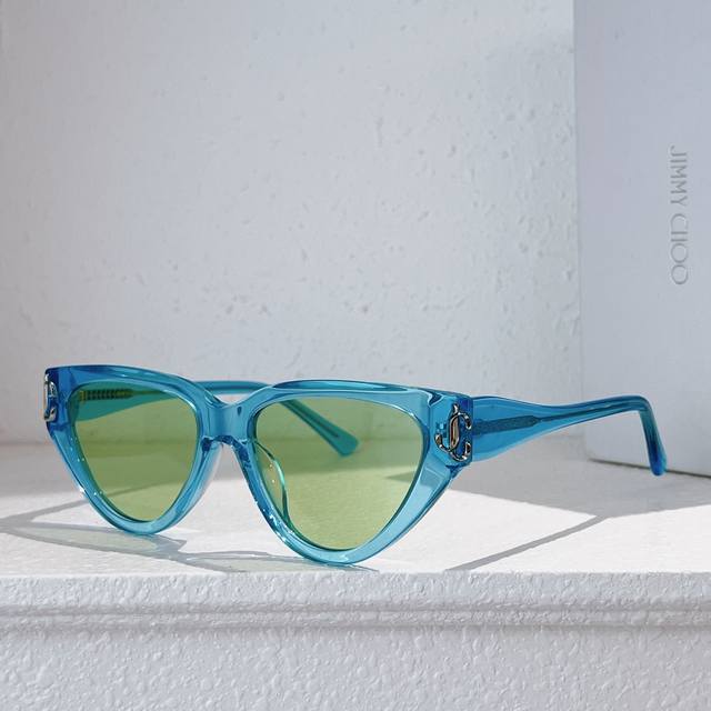 Jimmy Cho* Model: Jc5019 Size: 56 ports 17-140