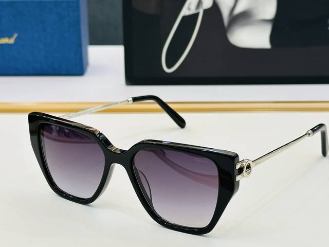 Original Chopard Model: Vch380S Size: 54 mouth 17-145 with modern and fashionabl