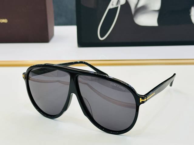 Tom Ford Model: Ft1211 Size: 65 mouth 5-140 C Fashionable Plate Frame