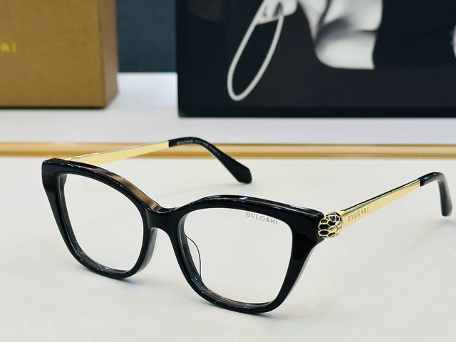 Model is also sold on the official website. Baogejia Bv50055 Size: 51 mouth 16-