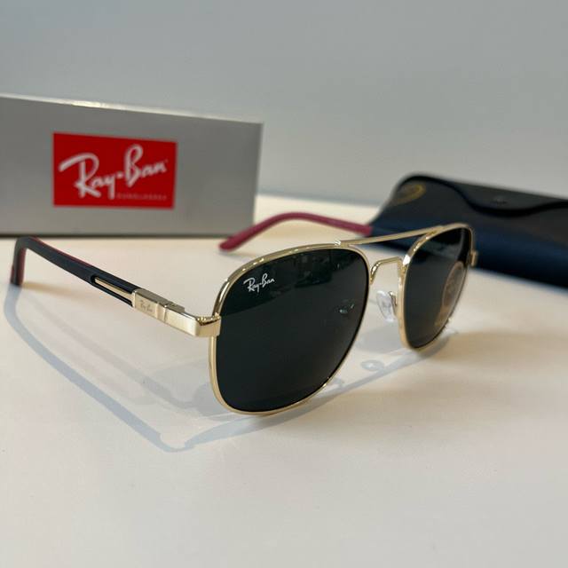 Ray-Ban's new one-piece driving glasses are a must-have for traveling. Many cel