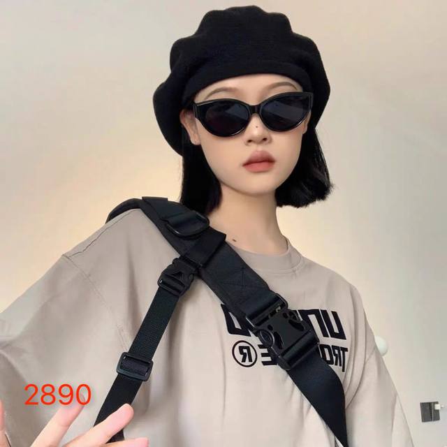 Louis Vuitton2025 new Korean version oval cat-eye sunglasses retro street shot H