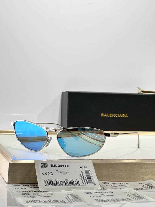 Balenciag* Mod: Bb0417S Size: 63 ports 15-145
