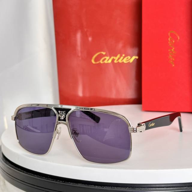 Cartie* One-to-One Cartier Original Ct0435, Size: 60-12-145 The gold frame exude