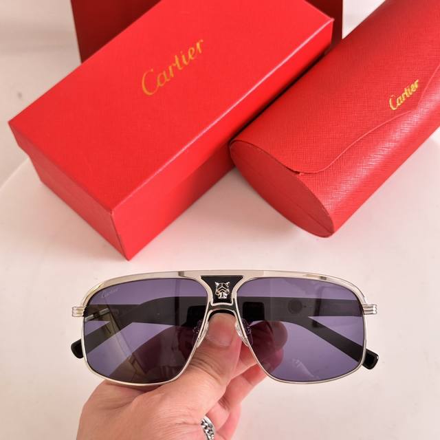 Cartie* One-to-one Cartier original Ct0435, Size: 60-12-145 The gold frame exude