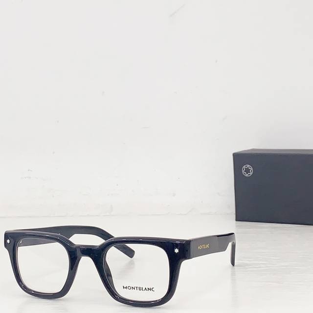 Mont Blan* Model:Mb0388O Size: 46 ports 25-145