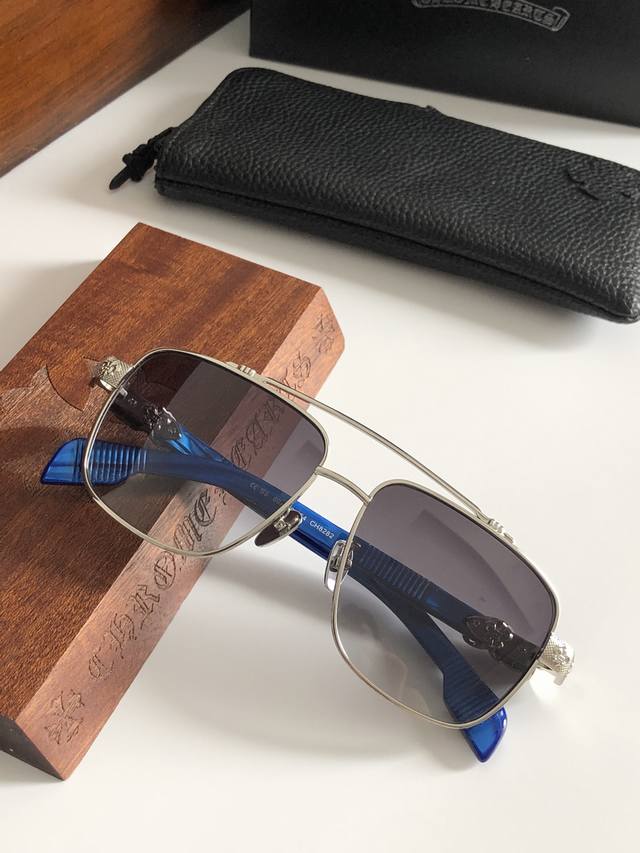 Silver Heavyweight luxury series! Chrome Heart Ch8282 Size: 60-16-154