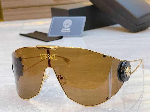 Versac* New Sunglasses, Model: Mod.2268, Size: 146 0-140