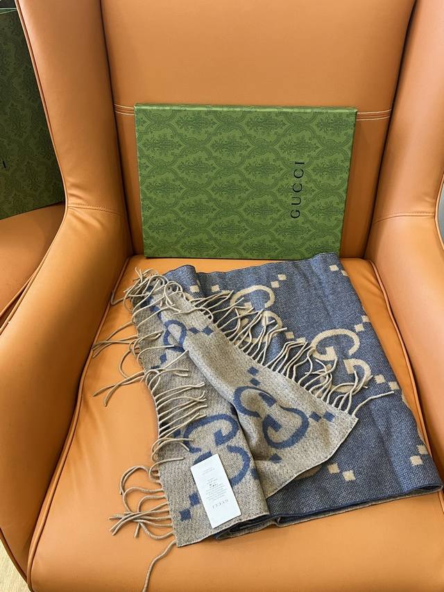 New Big G Double-Sided Cashmere Scarf in Blue Size: 45*200cm 100% Cashmere A ra