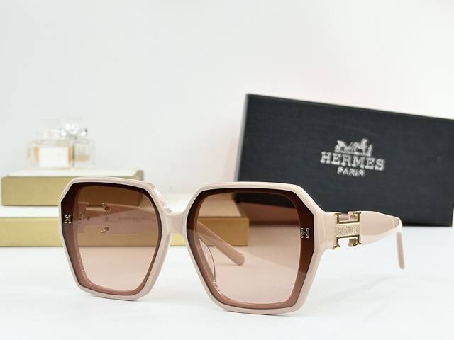 Hermes Mod: Hs1906 Size: 56-20-145