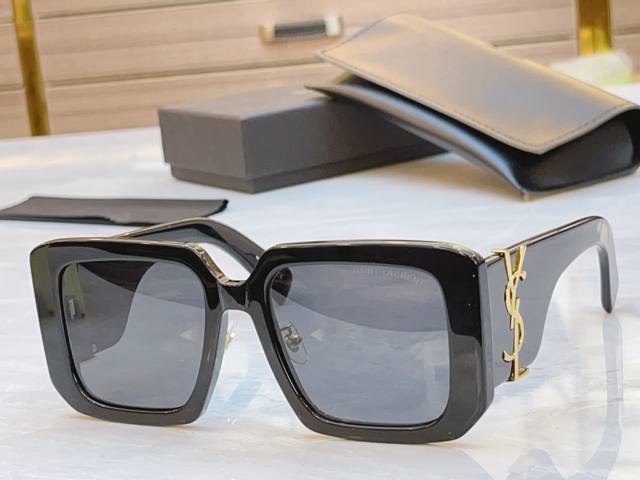 Saint Lauren* new eyeglass frames, Model: Sl M120, Size: 53cm 19-140