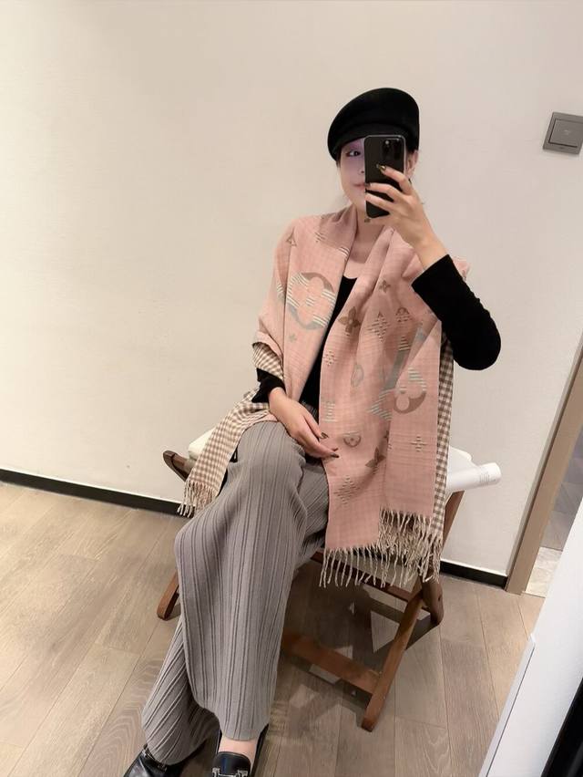 Lujia counter synchronized double-sided gradient pattern gradient jacquard class