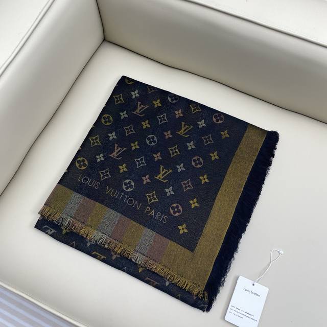 LV Sparkling Letters 140*140cm 50% Silk, 24% Viscose, 16% Wool, 10% Polyester Fi