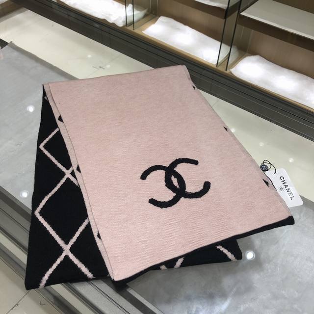 Pink Chanel classic diamond design double-sided color new cashmere knitted scar