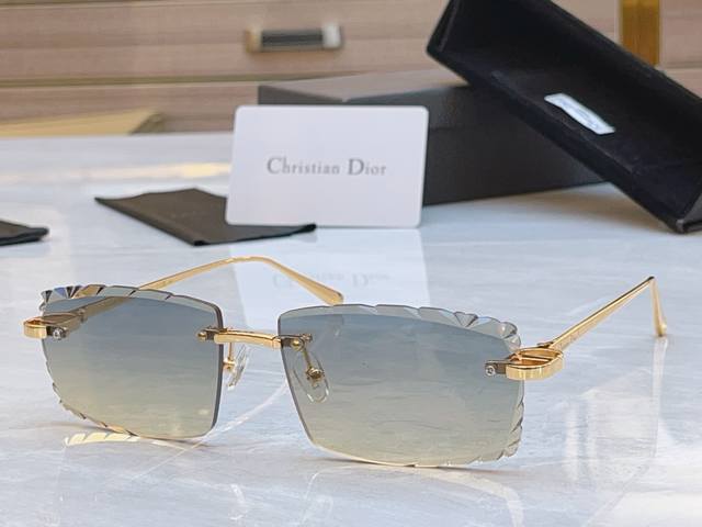 Dio* Dior new sunglasses, Model: Dsgta57Ucr, Size: 59