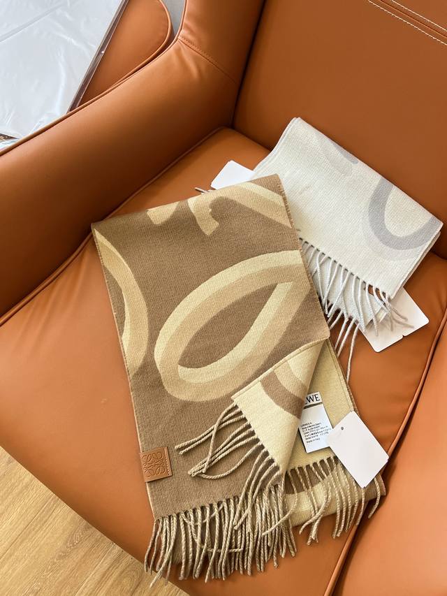 Loewe's hit this season, , features a simple, highly recognizable graffiti jacq