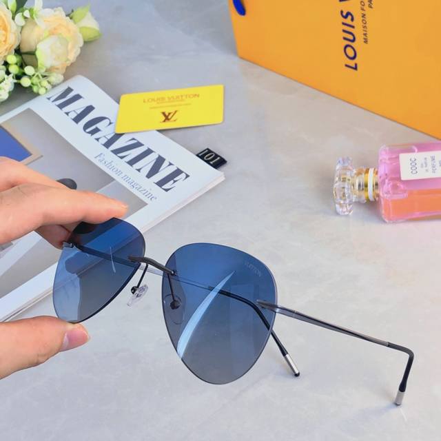 Louis Vuitto* polarized sunglasses for men, specially designed for driving, high